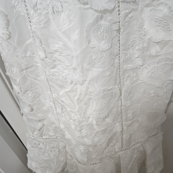 INC - Picture 5 of 5